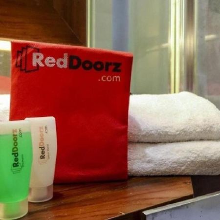 Reddoorz Near Ramai Mall Malioboro Yogyakarta Exterior photo